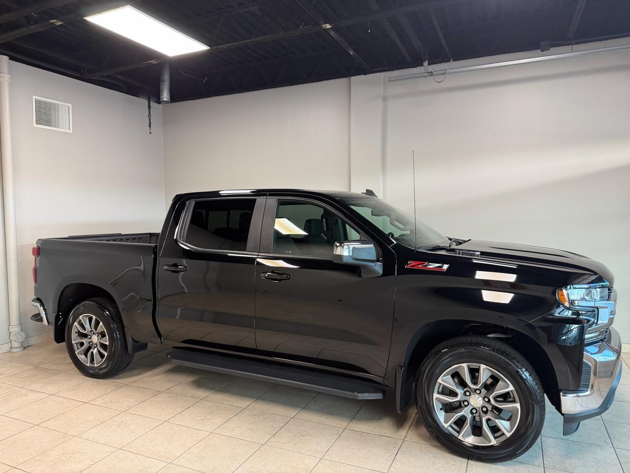 Chevrolet Silverado 1500 4WD Crew Cab 147" LT w/1LT 2021