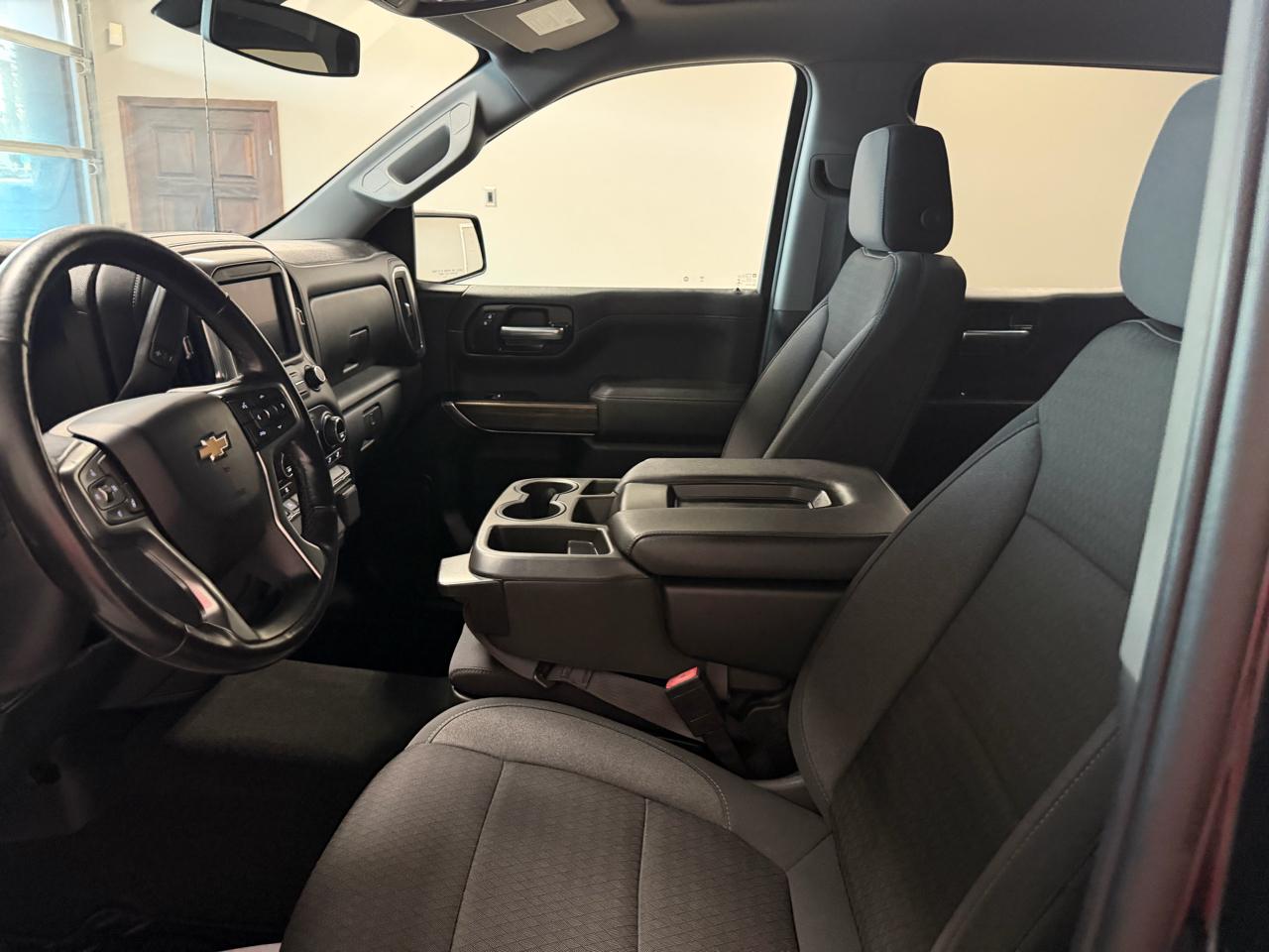 Chevrolet Silverado 1500 4WD Crew Cab 147" LT w/1LT 2021