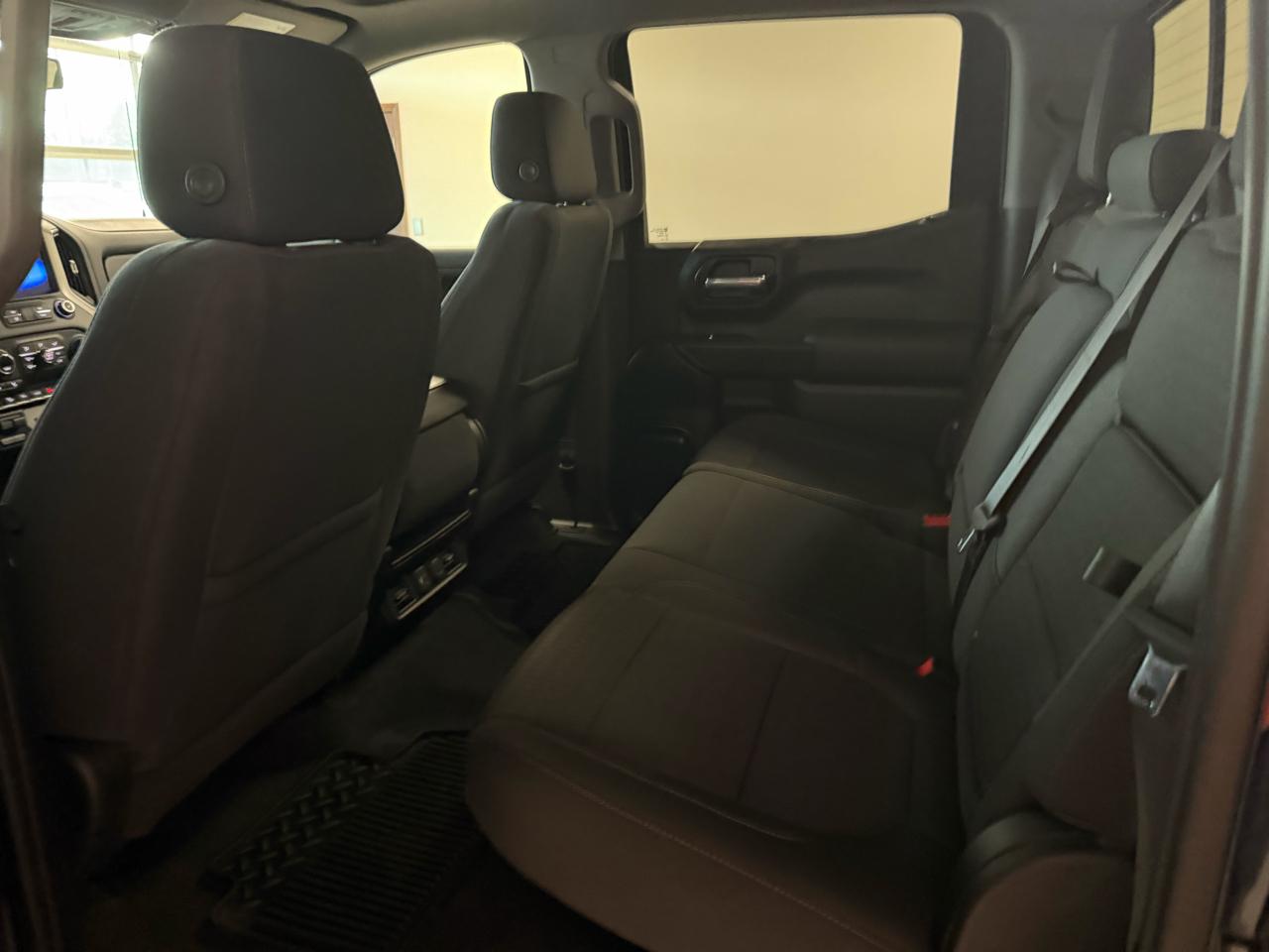 Chevrolet Silverado 1500 4WD Crew Cab 147" LT w/1LT 2021