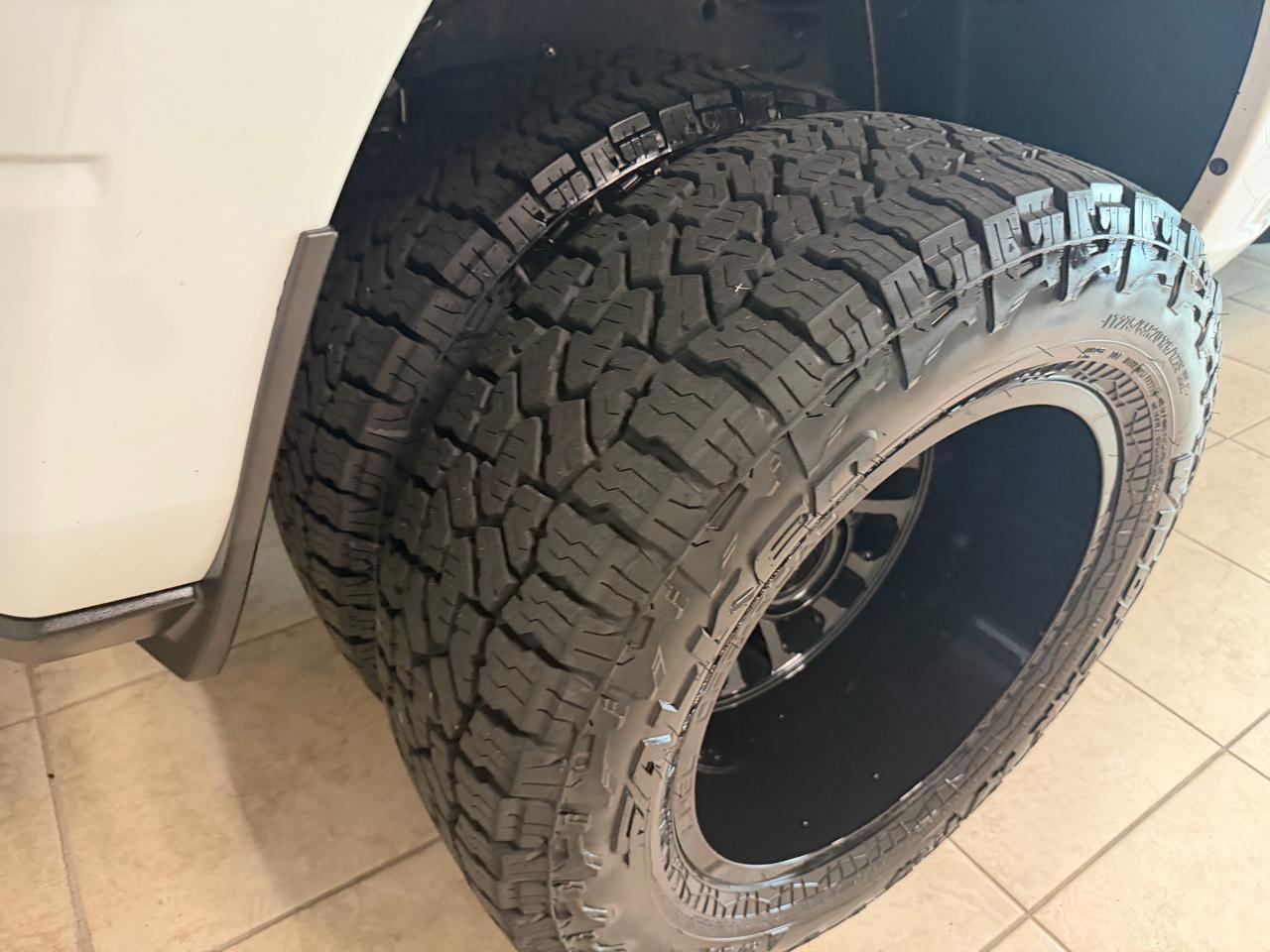 RAM 3500 Laramie 4x4 Crew Cab 8' Box 2023