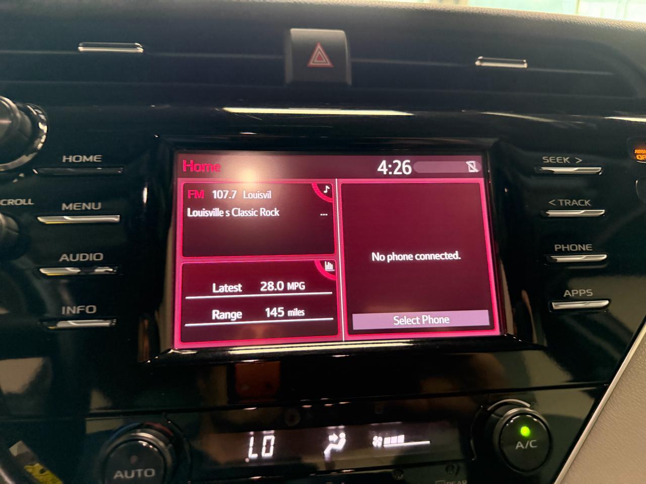 Toyota Camry 4dr Sdn I4 Auto SE (Natl) 2018