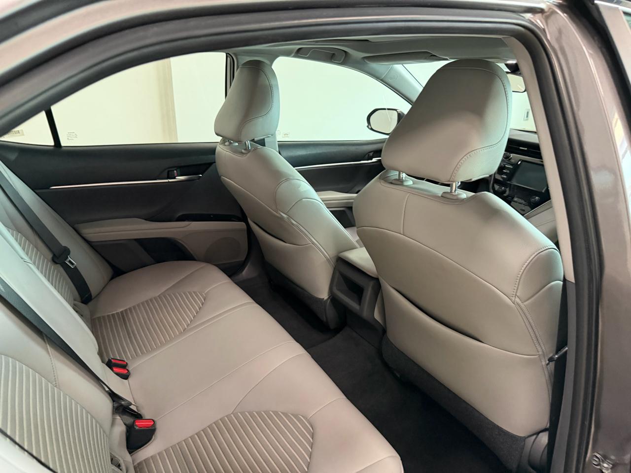 Toyota Camry 4dr Sdn I4 Auto SE (Natl) 2018
