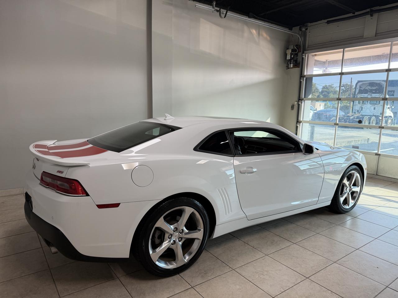 Chevrolet Camaro 2dr Cpe LT w/2LT 2015