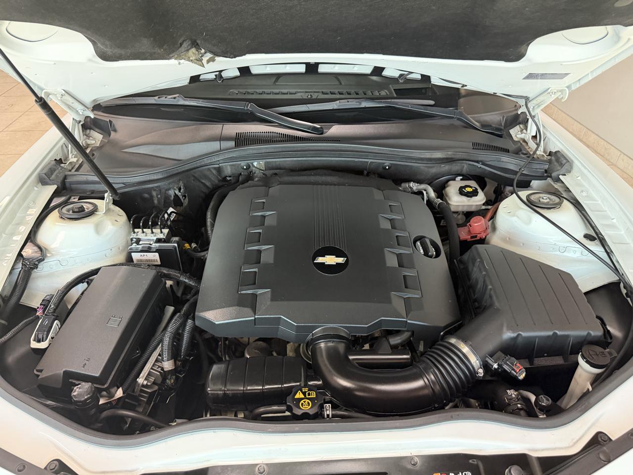 Chevrolet Camaro 2dr Cpe LT w/2LT 2015