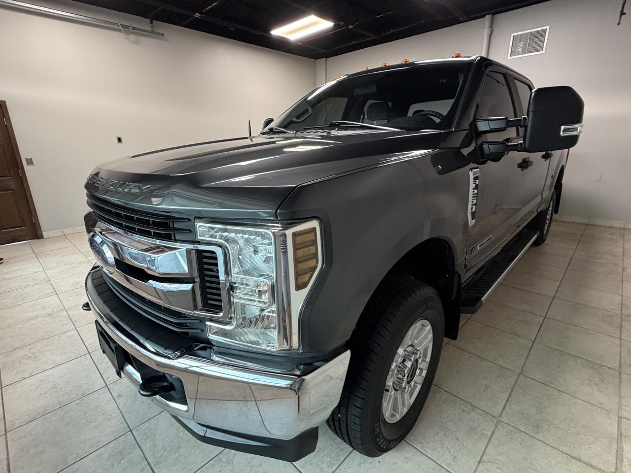 Ford Super Duty F-250 SRW XLT 4WD Crew Cab 6.75' Box 2019
