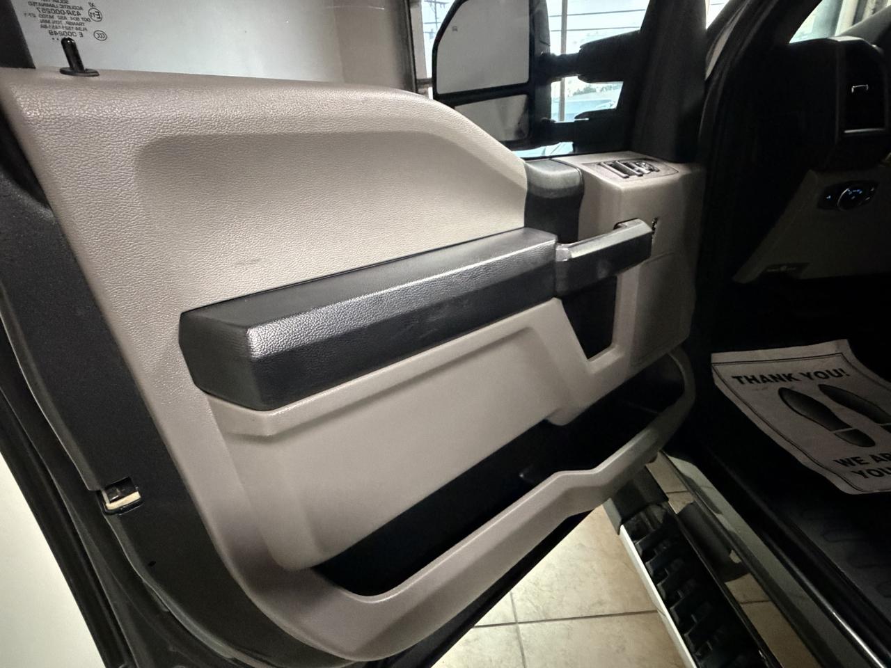 Ford Super Duty F-250 SRW XLT 4WD Crew Cab 6.75' Box 2019