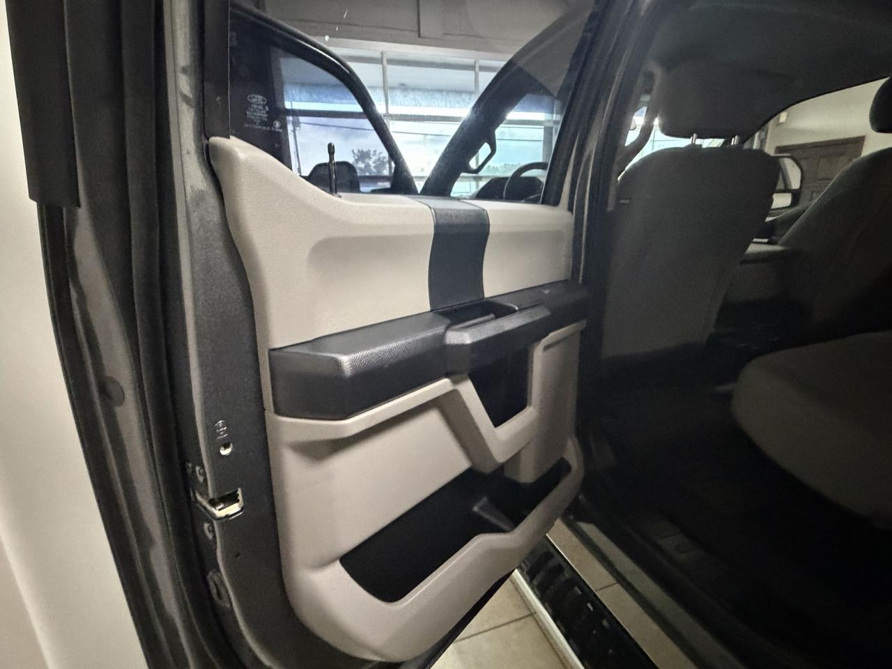 Ford Super Duty F-250 SRW XLT 4WD Crew Cab 6.75' Box 2019