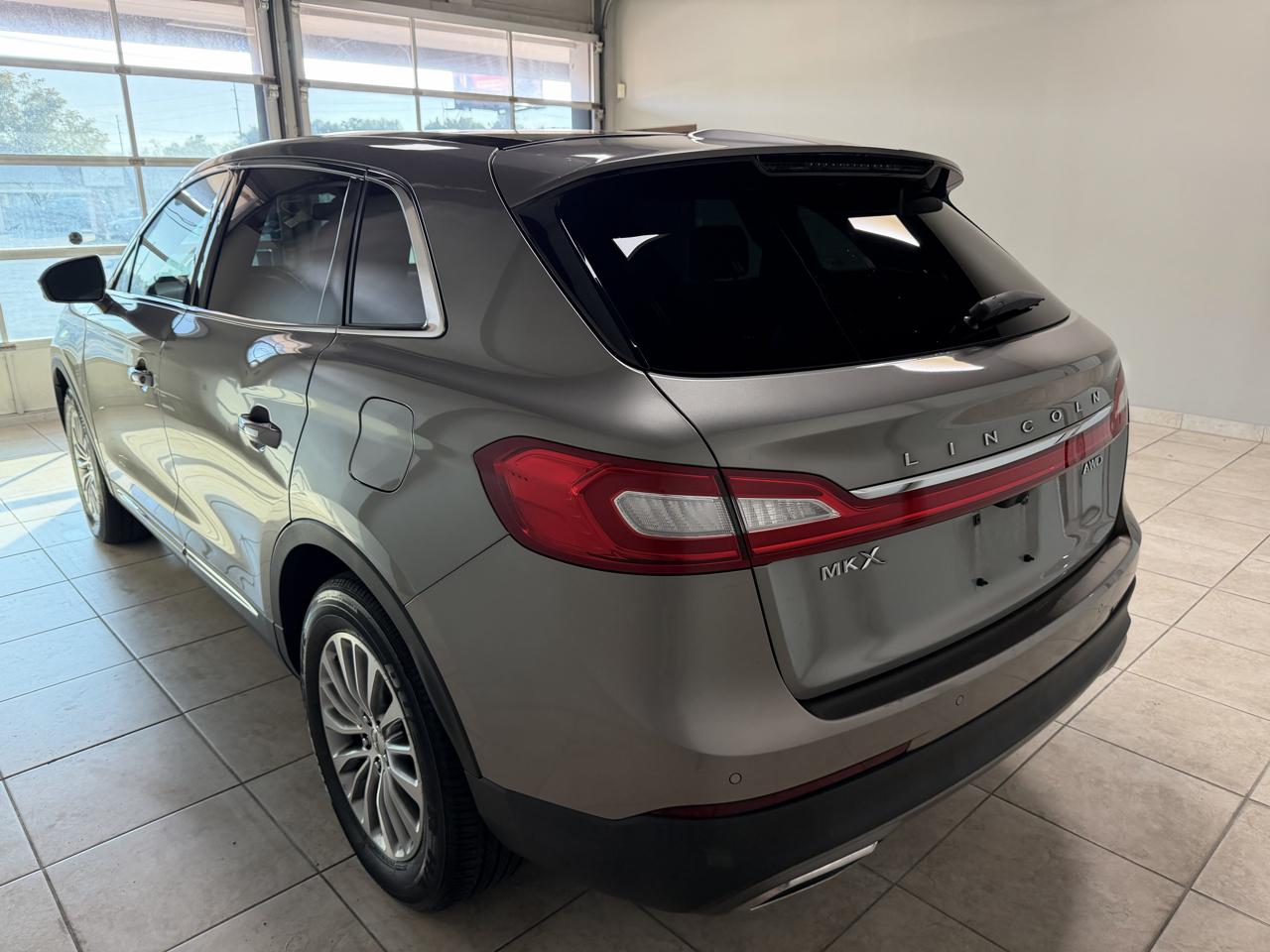 Lincoln MKX AWD 4dr Select 2016