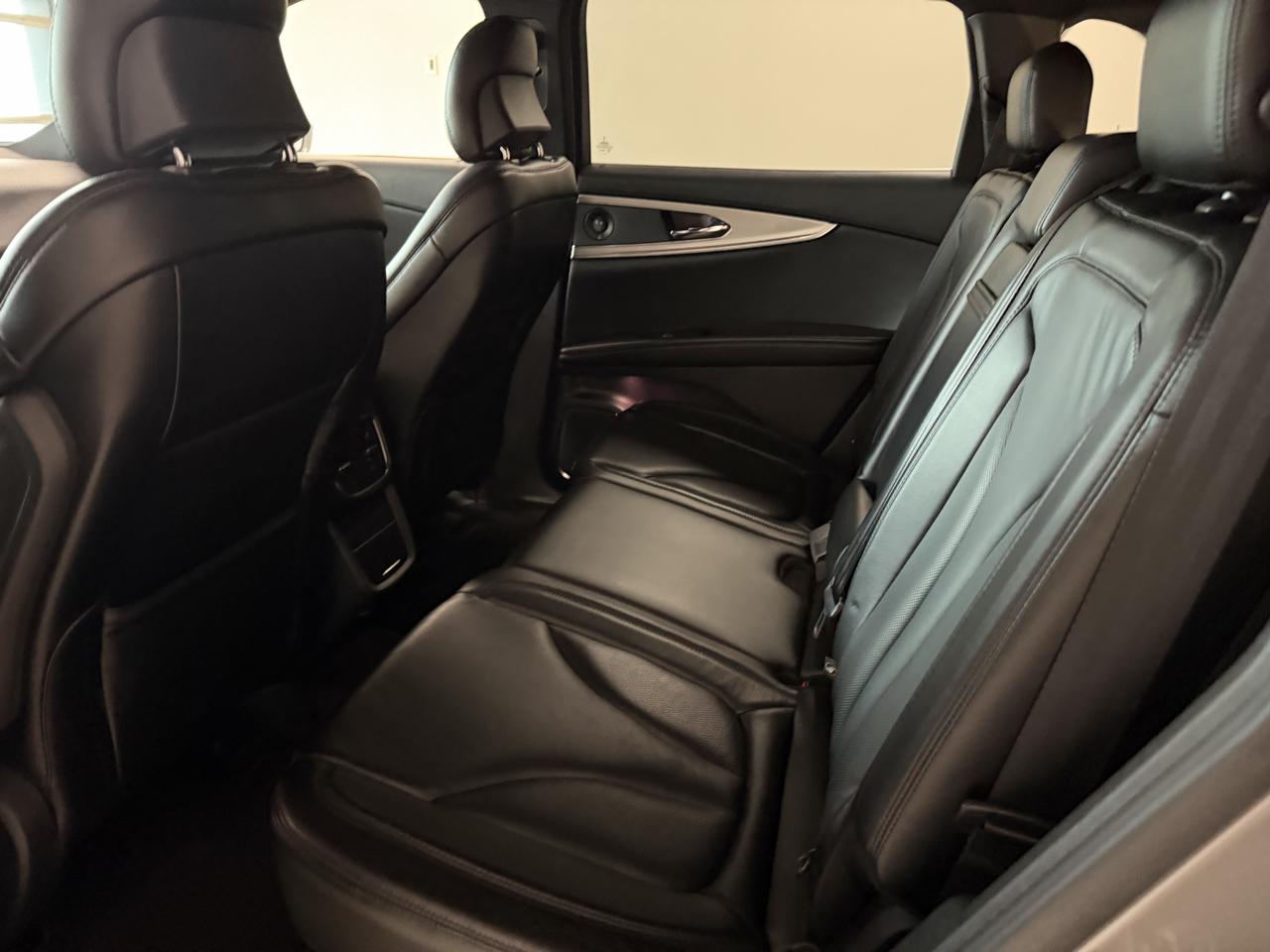 Lincoln MKX AWD 4dr Select 2016