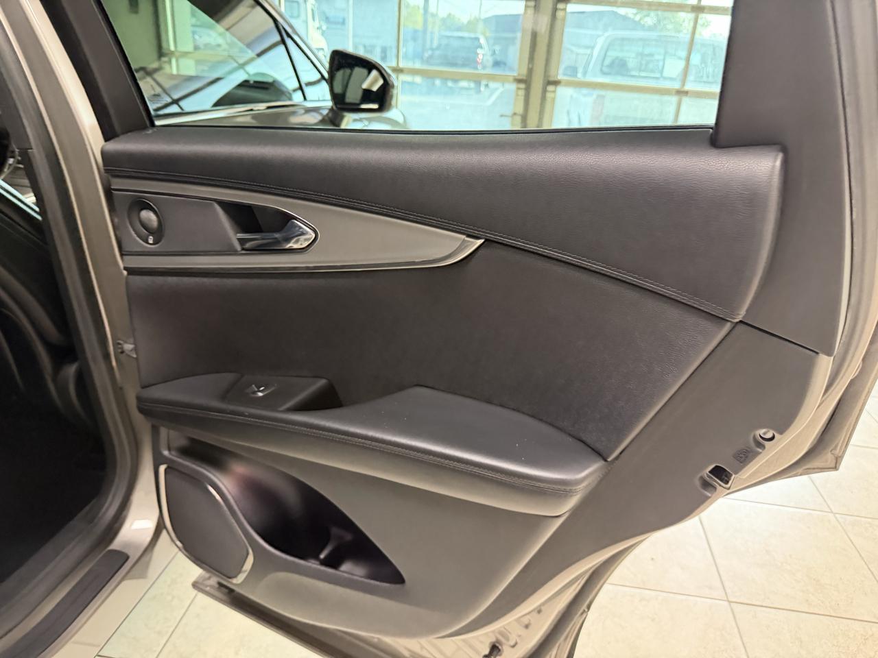 Lincoln MKX AWD 4dr Select 2016