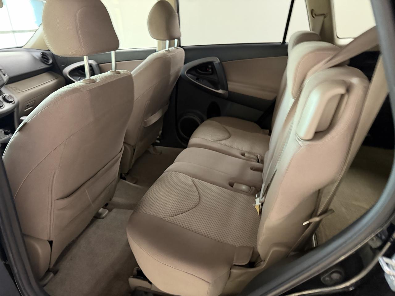 Toyota RAV4 FWD 4dr 4-cyl 4-Spd AT (Natl) 2008