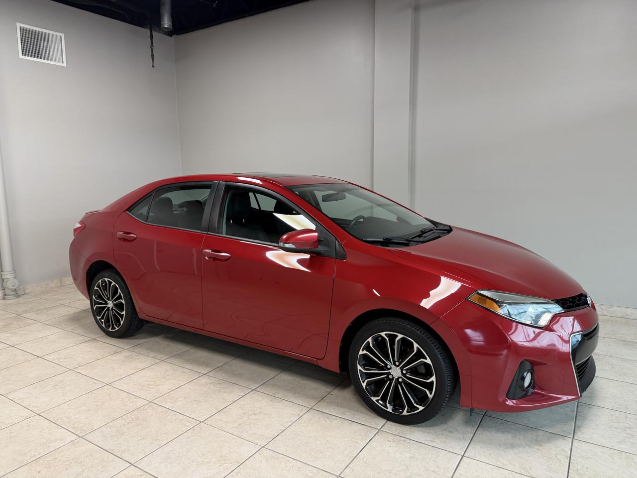Toyota Corolla 4dr Sdn CVT S w/Special Edition Pkg (Natl) 2016