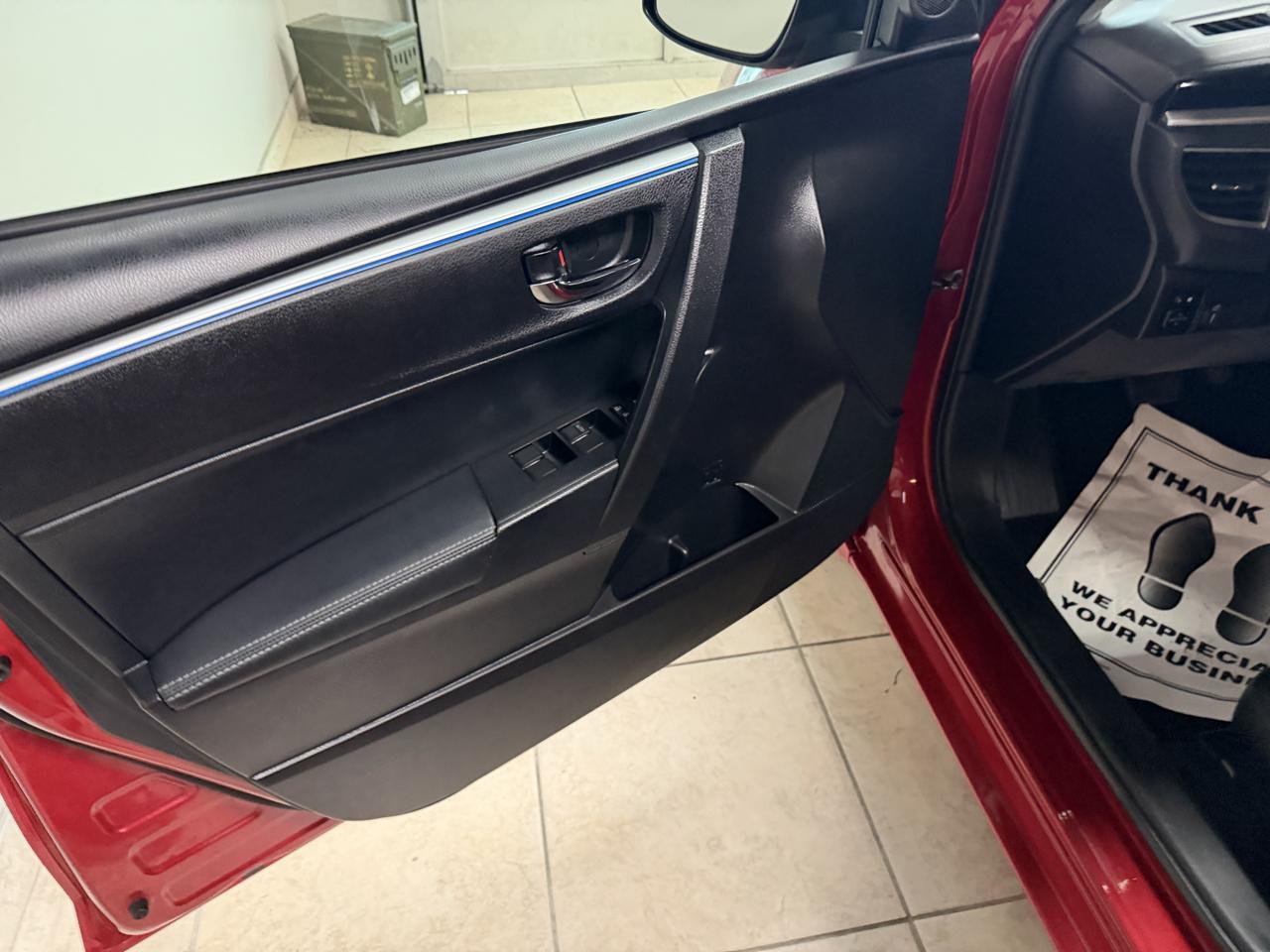 Toyota Corolla 4dr Sdn CVT S w/Special Edition Pkg (Natl) 2016