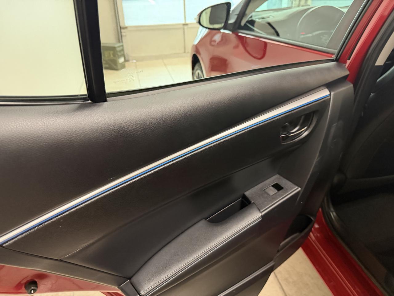 Toyota Corolla 4dr Sdn CVT S w/Special Edition Pkg (Natl) 2016