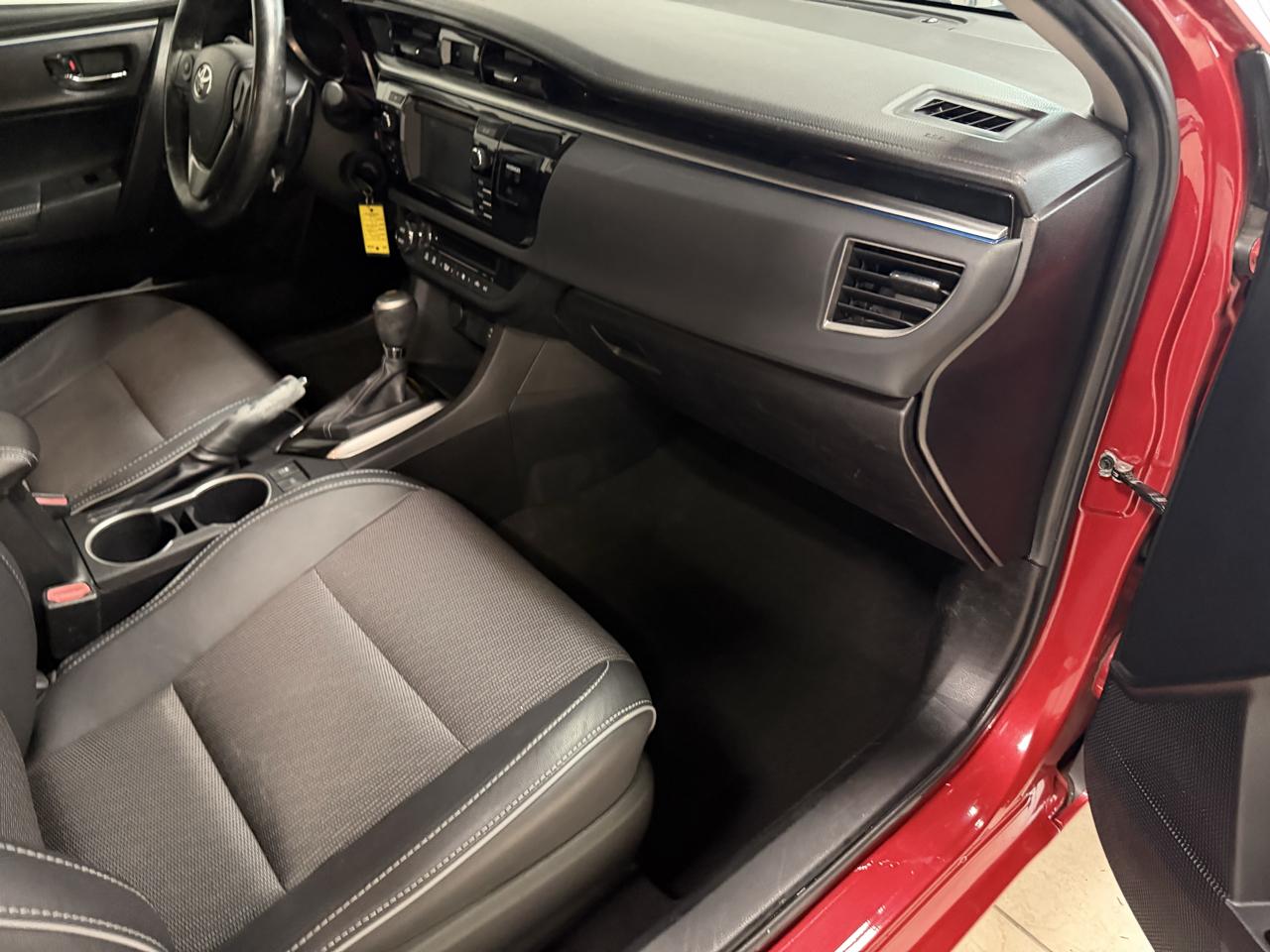 Toyota Corolla 4dr Sdn CVT S w/Special Edition Pkg (Natl) 2016