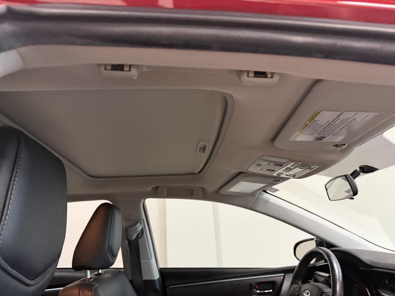 Toyota Corolla 4dr Sdn CVT S w/Special Edition Pkg (Natl) 2016