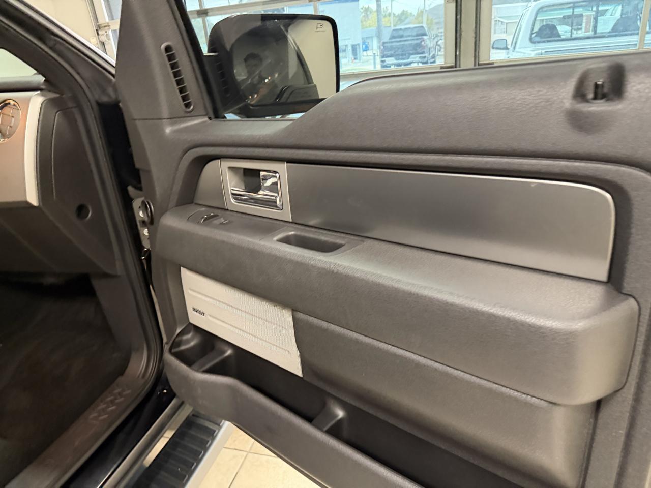 Ford F-150 4WD Supercab Flareside 145" STX 2014