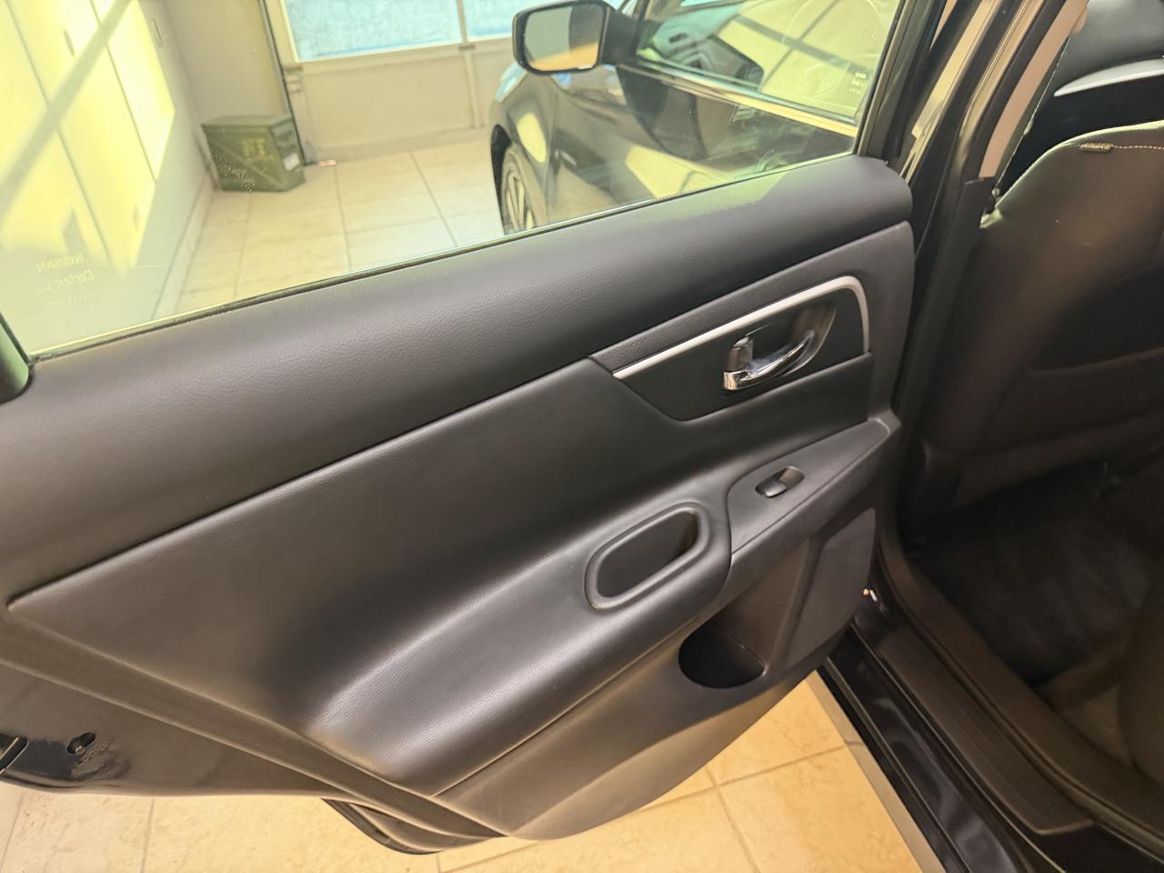 Nissan Altima 4dr Sdn I4 2.5 SV 2016