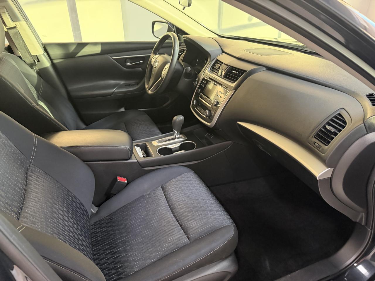 Nissan Altima 4dr Sdn I4 2.5 SV 2016