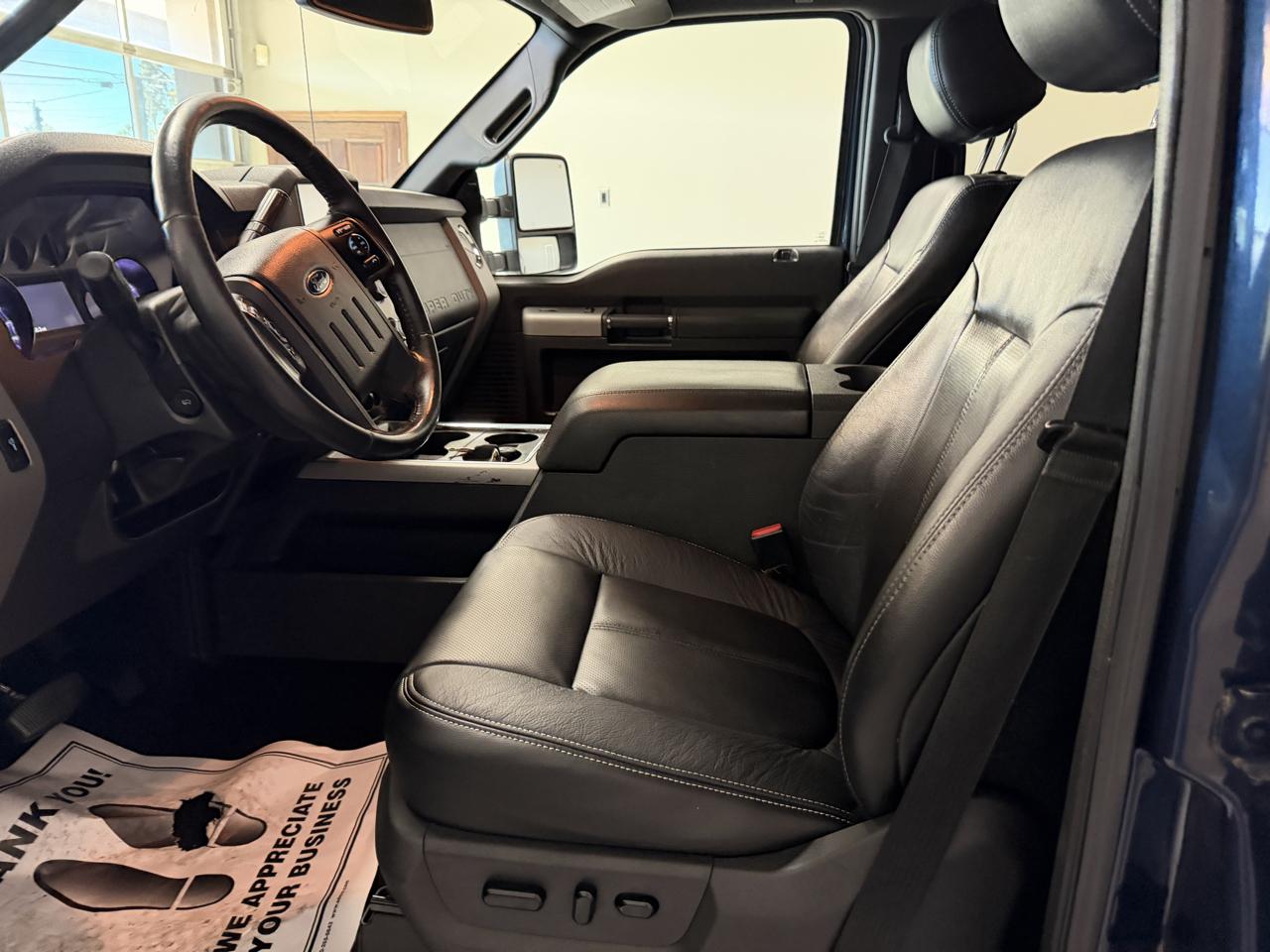 Ford Super Duty F-250 SRW 4WD Crew Cab 156" Lariat 2015