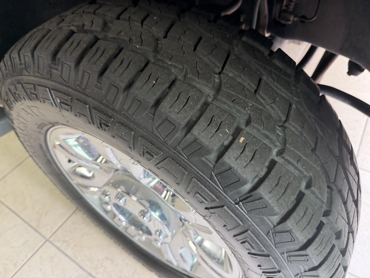 Ford Super Duty F-350 SRW 4WD Crew Cab 172" Lariat 2012