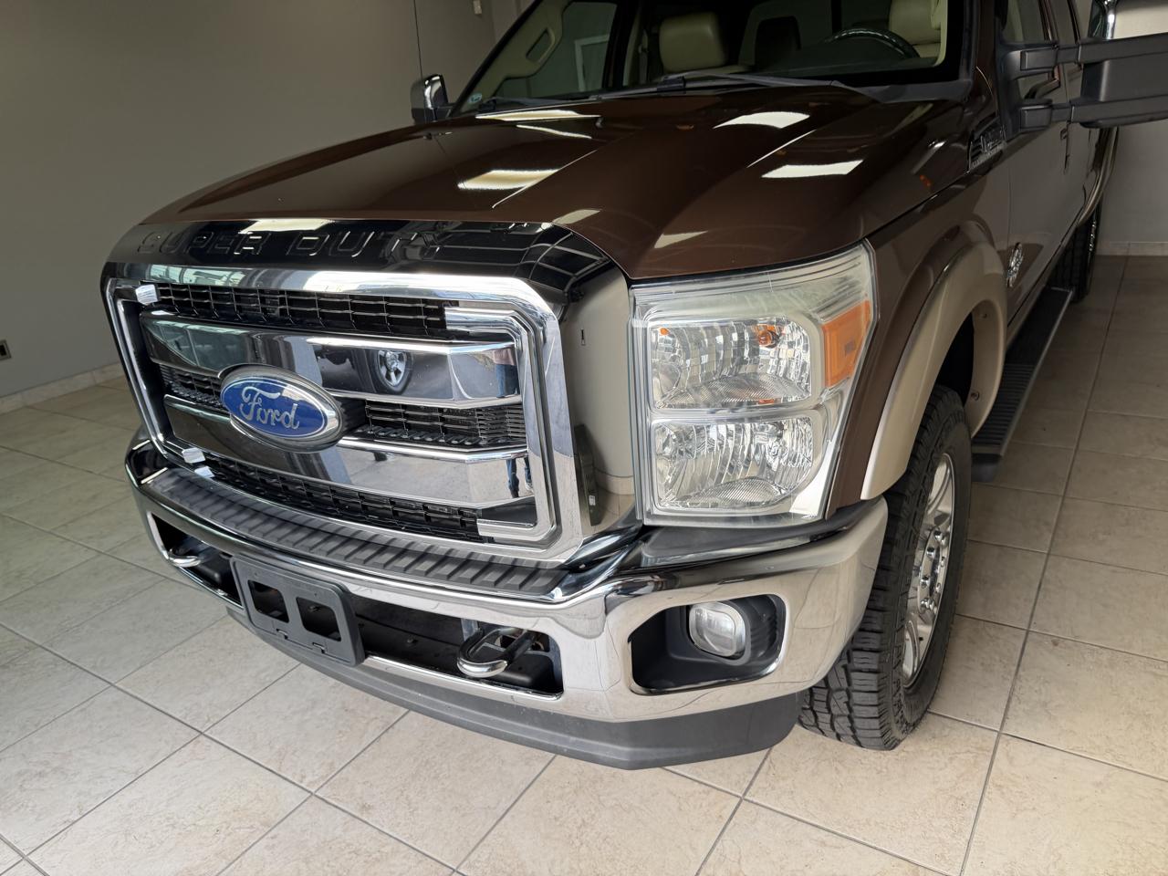 Ford Super Duty F-350 SRW 4WD Crew Cab 172" Lariat 2012