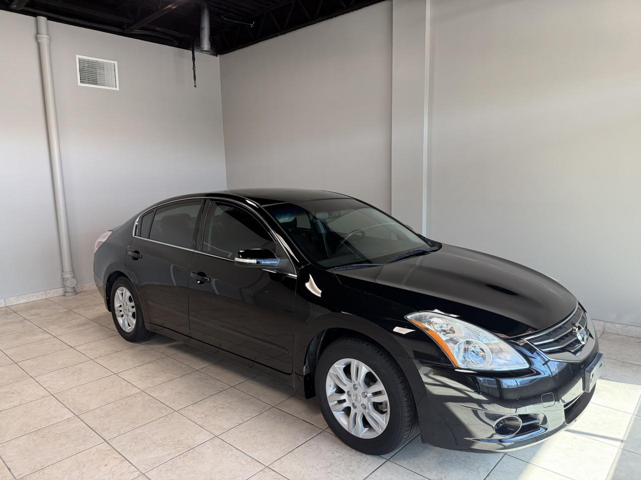 Nissan Altima 4dr Sdn I4 CVT 2.5 SL 2012
