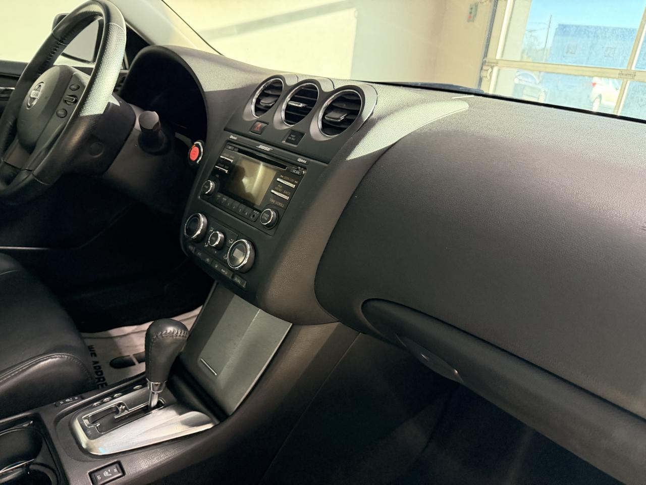 Nissan Altima 4dr Sdn I4 CVT 2.5 SL 2012