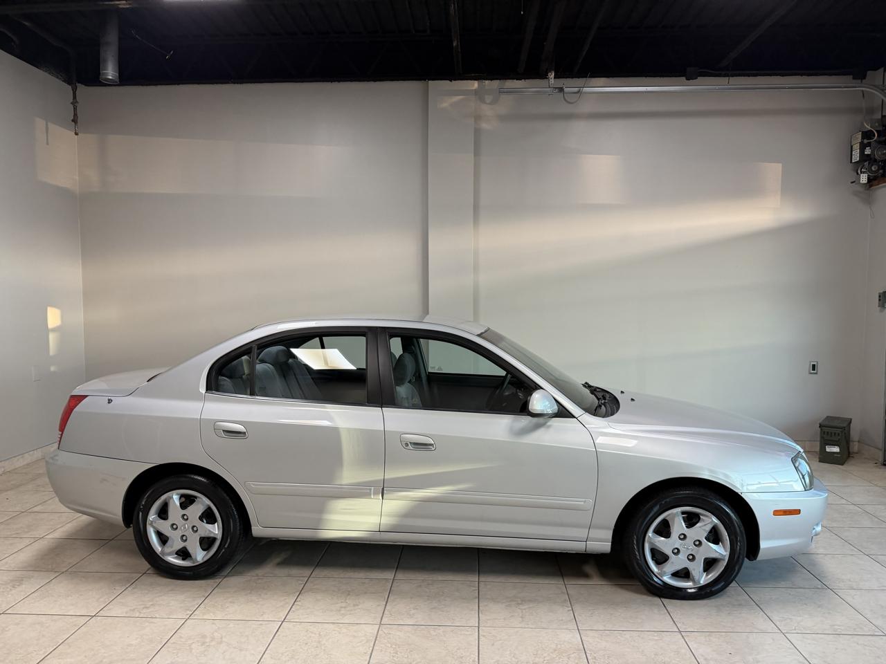 Hyundai Elantra 4dr Sdn Limited Auto 2006