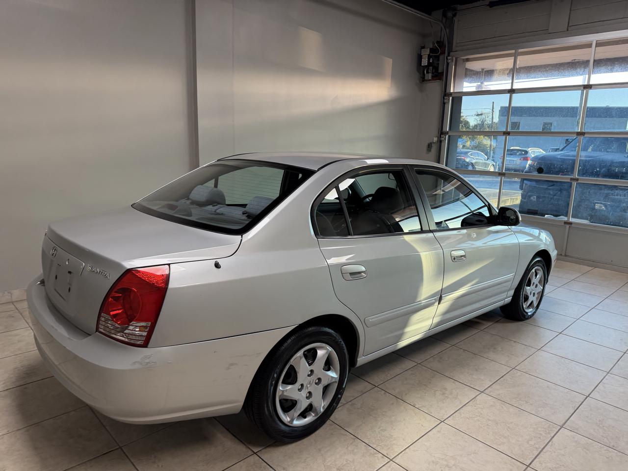 Hyundai Elantra 4dr Sdn Limited Auto 2006