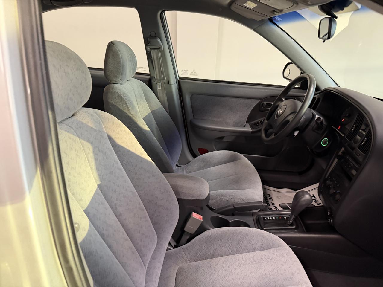 Hyundai Elantra 4dr Sdn Limited Auto 2006