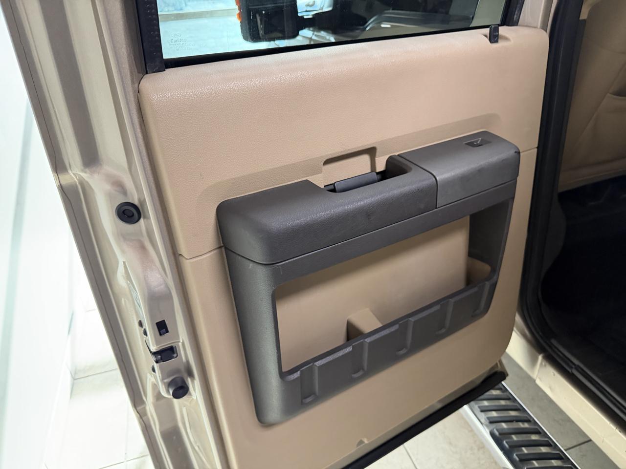 Ford Super Duty F-350 SRW 2WD Crew Cab 172" XLT 2011