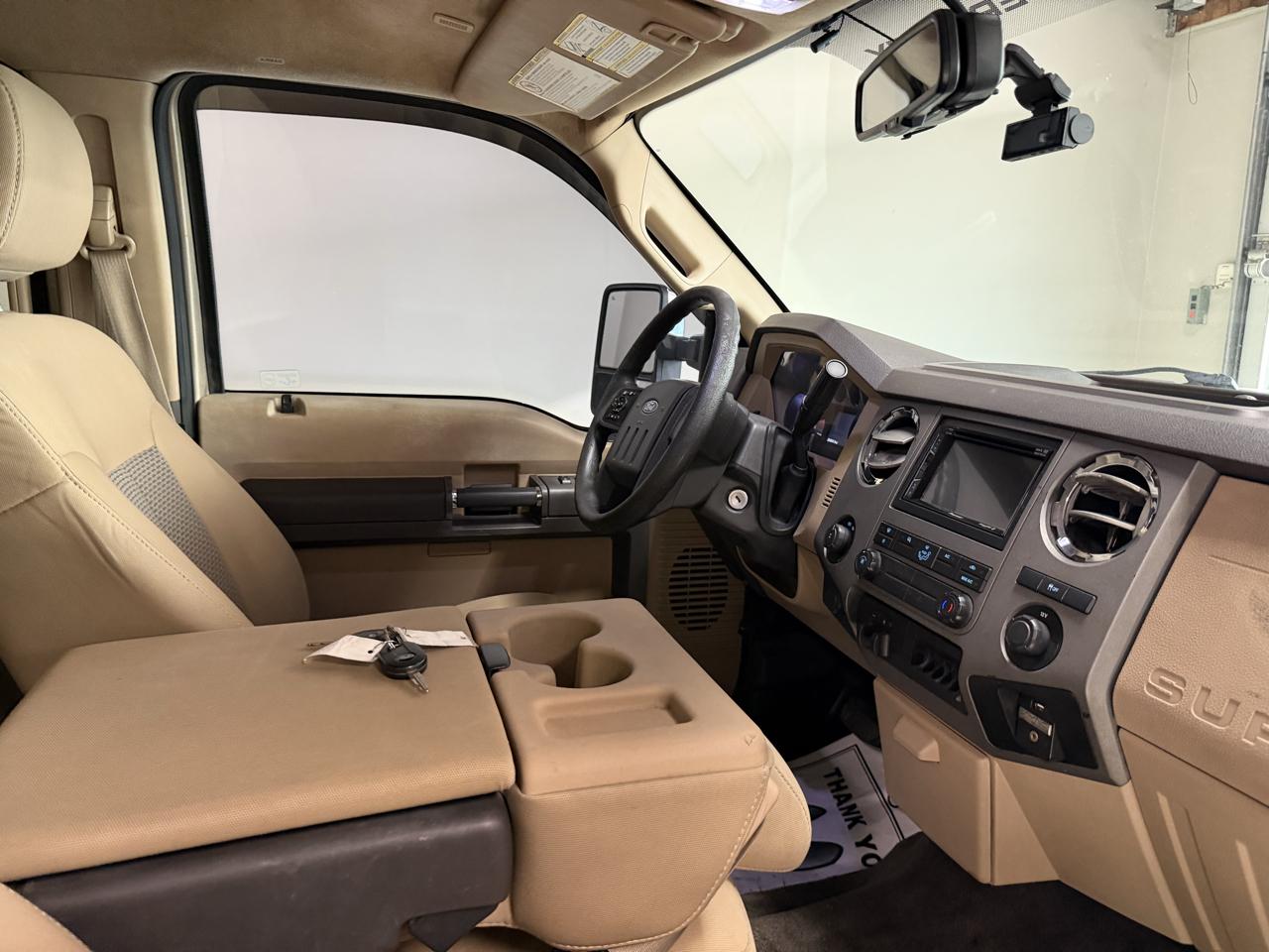 Ford Super Duty F-350 SRW 2WD Crew Cab 172" XLT 2011