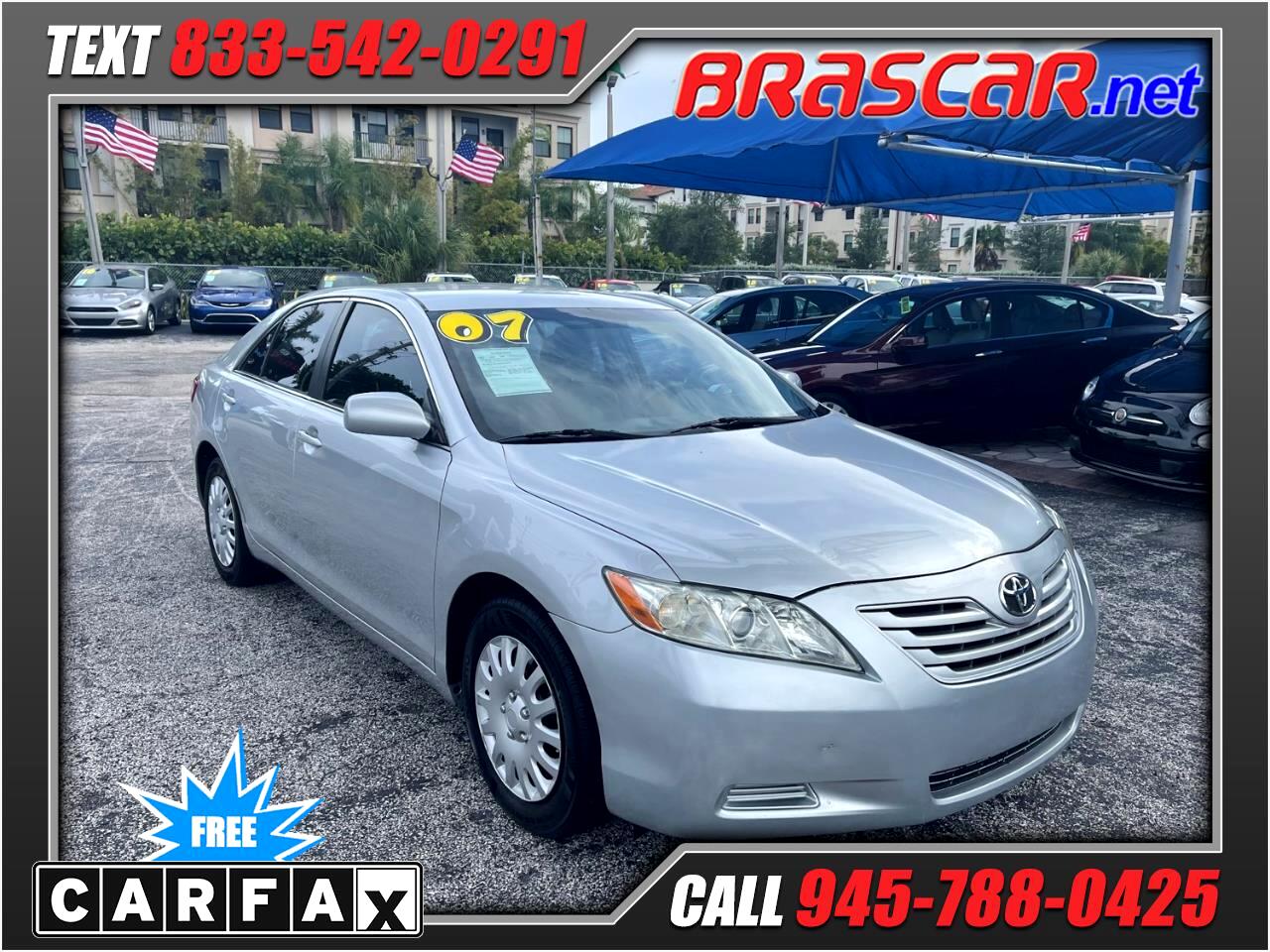Toyota Camry 4dr Sdn I4 Auto XLE (Natl) 2007