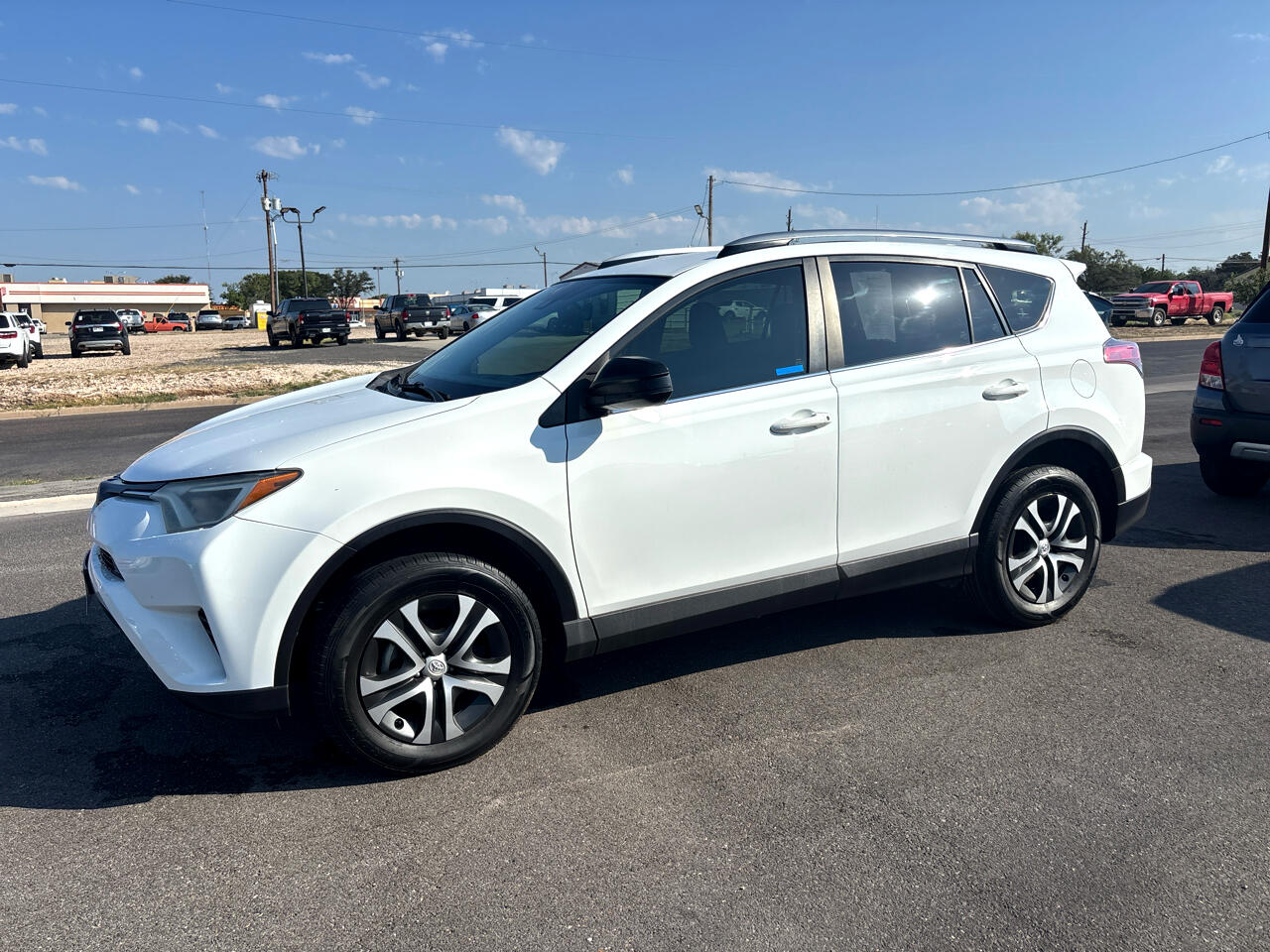 Toyota RAV4  2017 Toyota RAV4  2017