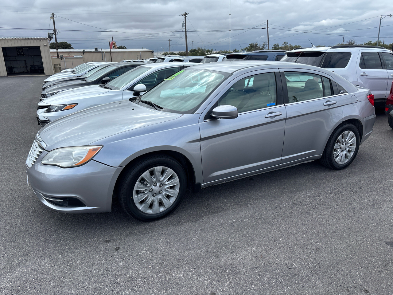 Chrysler 200  2013 Chrysler 200  2013