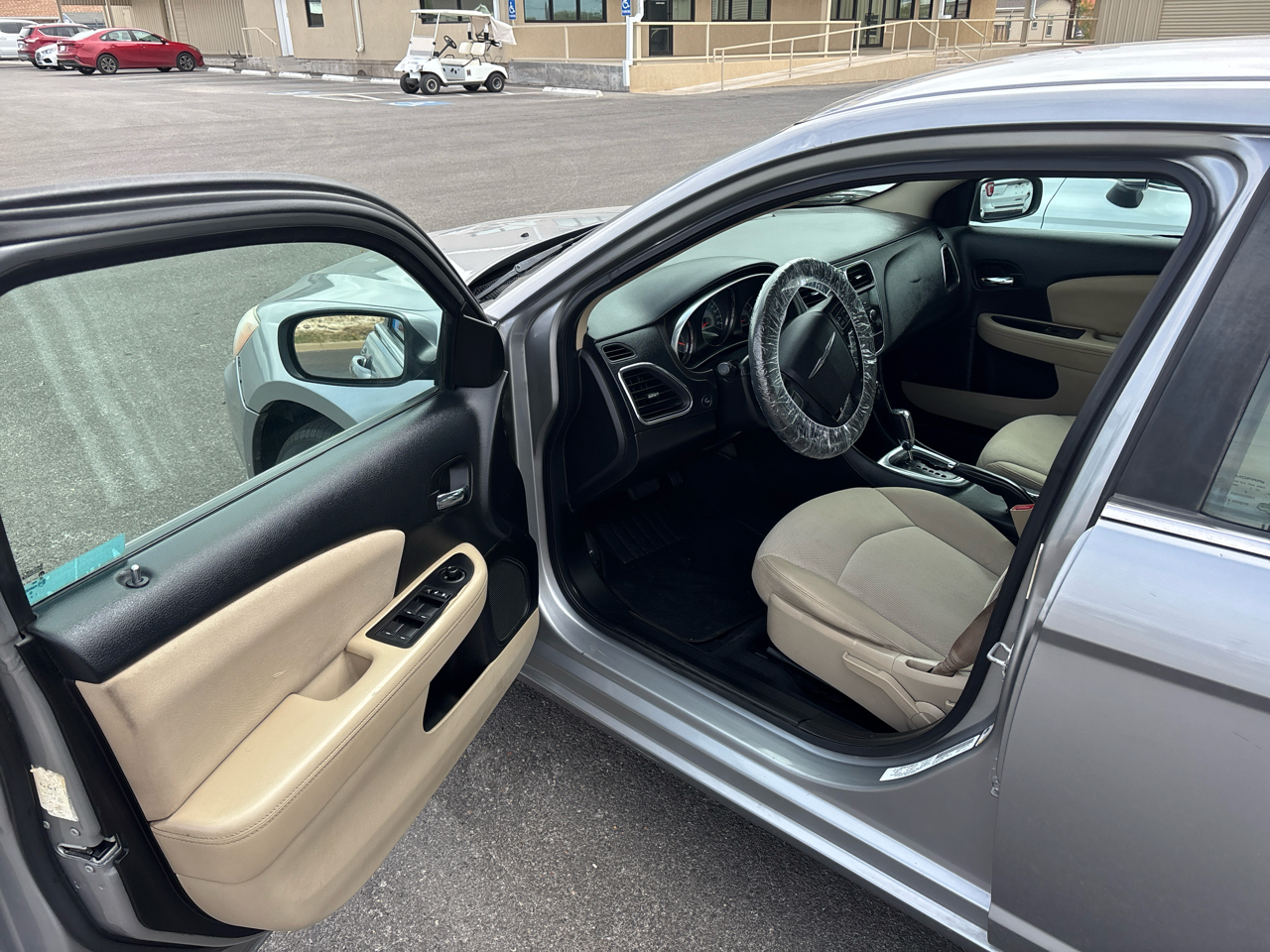 Chrysler 200  2013 Chrysler 200  2013