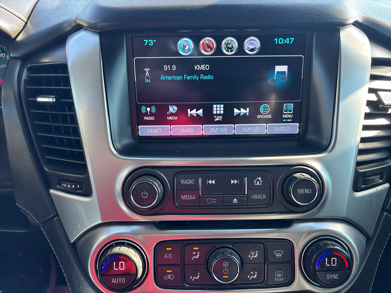 Chevrolet Suburban  2018