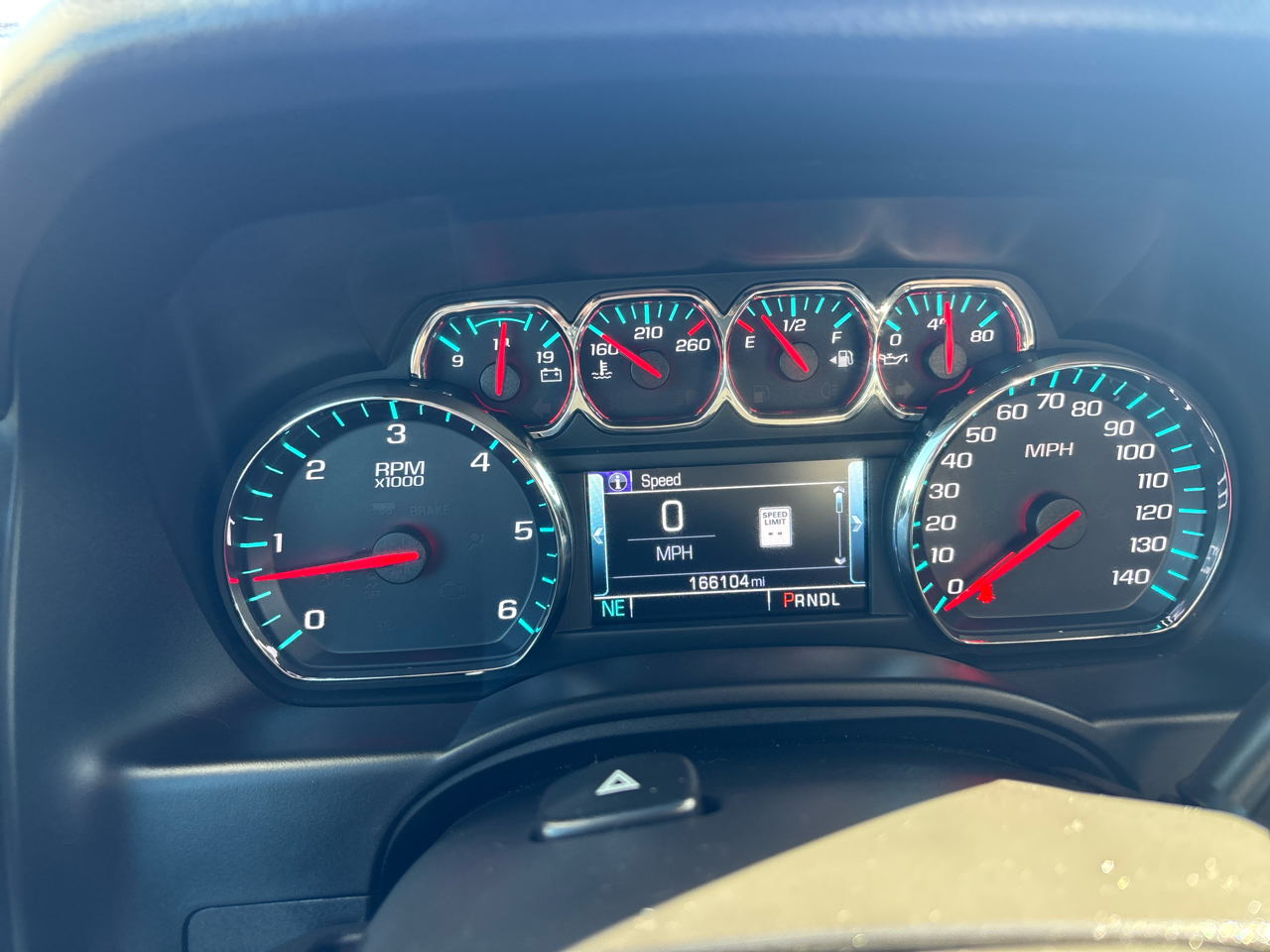 Chevrolet Suburban  2018