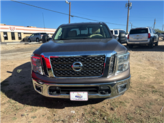2017 Nissan Titan 