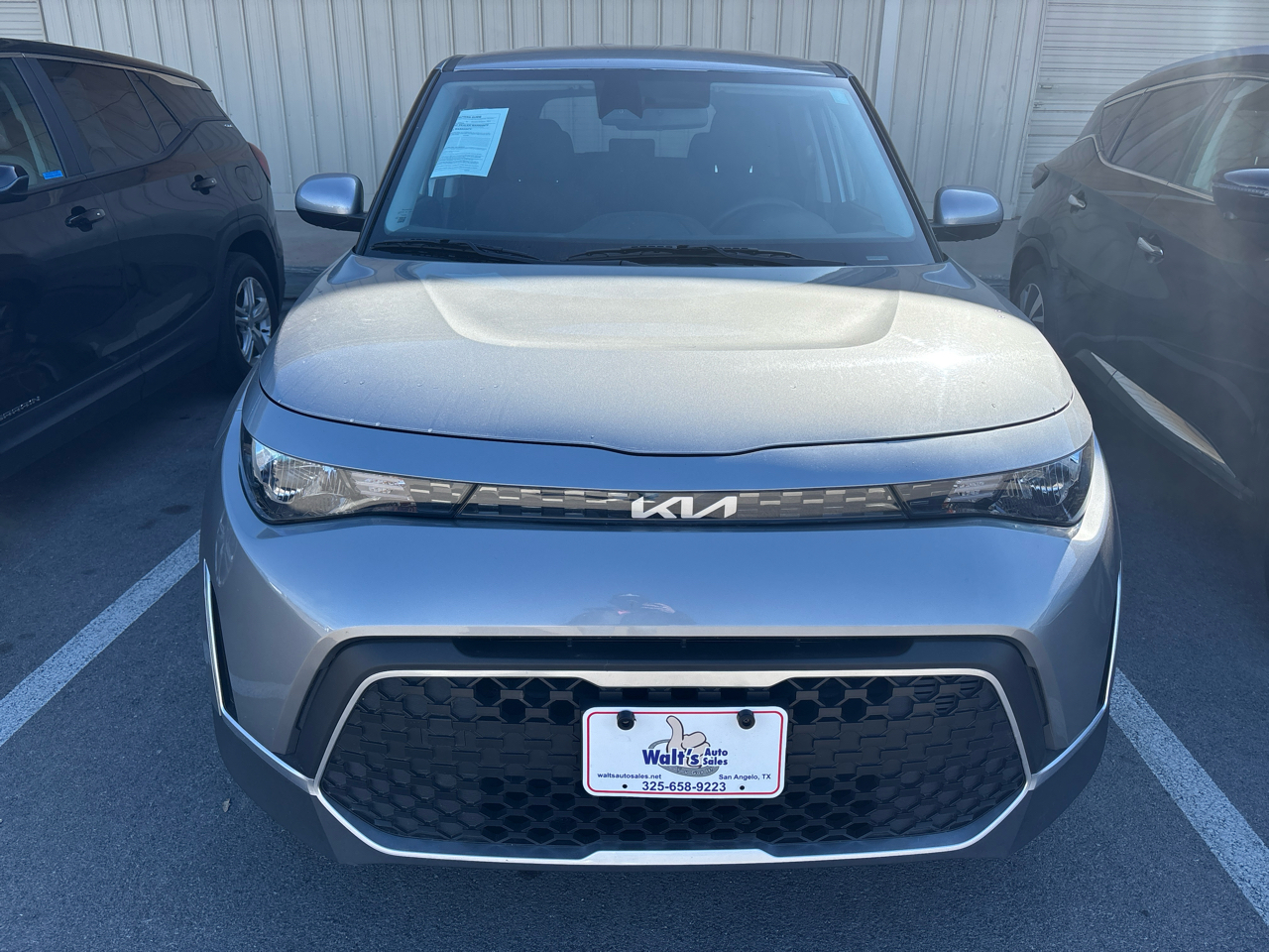 2023 Kia Soul LX's photo