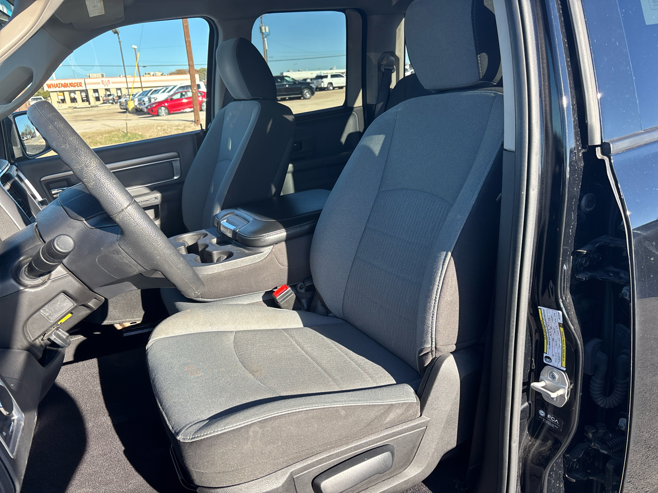 RAM 1500 Classic  2024