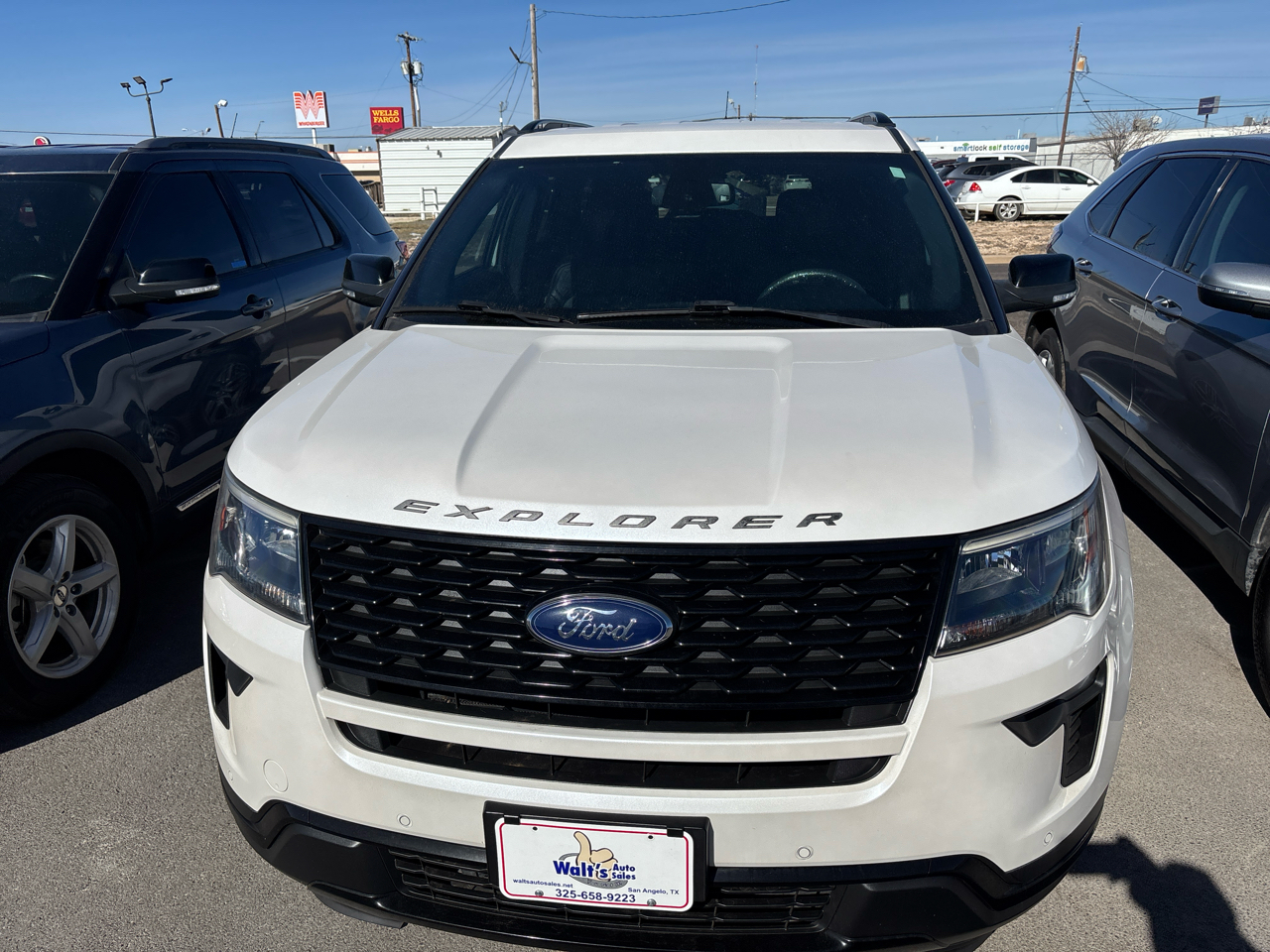 2018 Ford Explorer Sport's photo