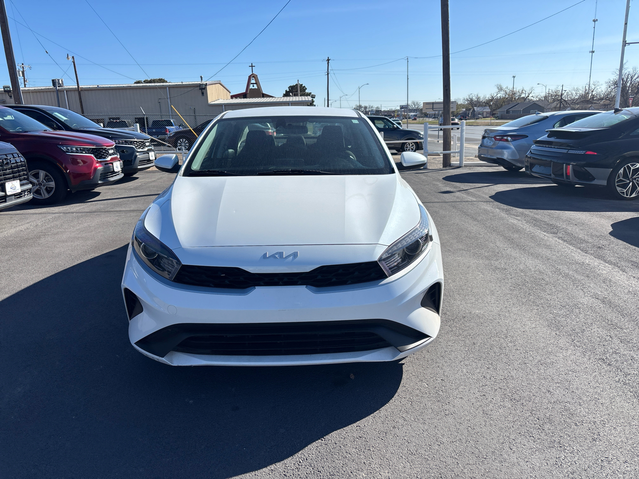 2023 Kia Forte LXS's photo