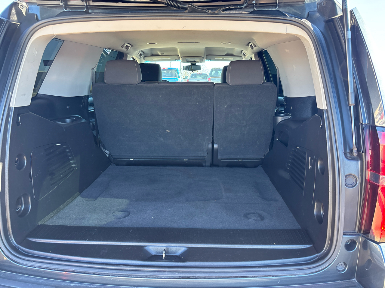 Chevrolet Tahoe  2019