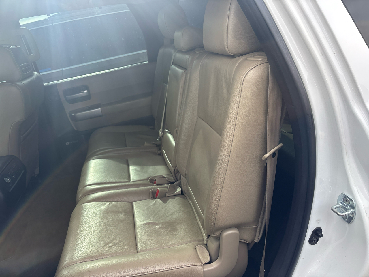 Toyota Sequoia  2018