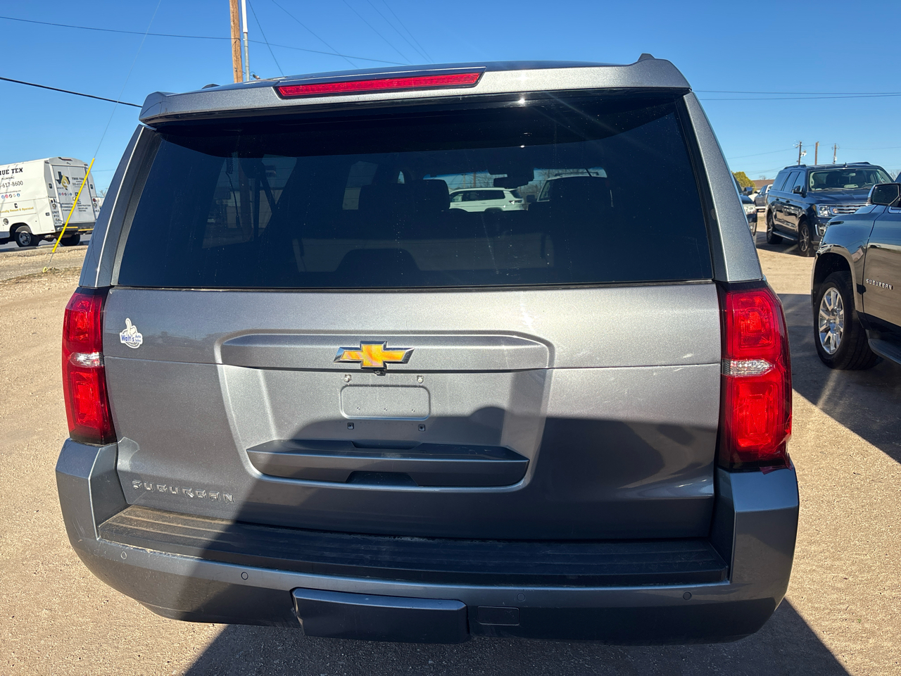 Chevrolet Suburban  2018
