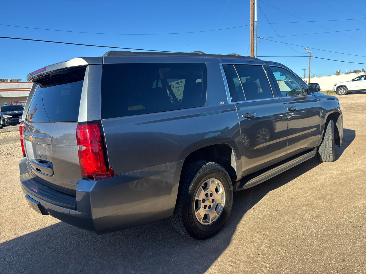 Chevrolet Suburban  2018