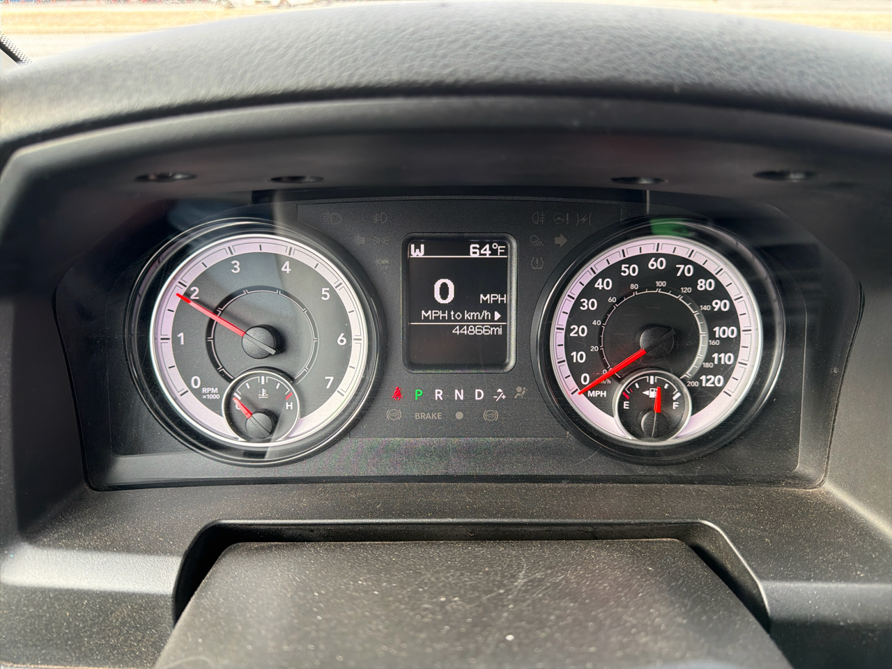 RAM 1500 Classic  2024