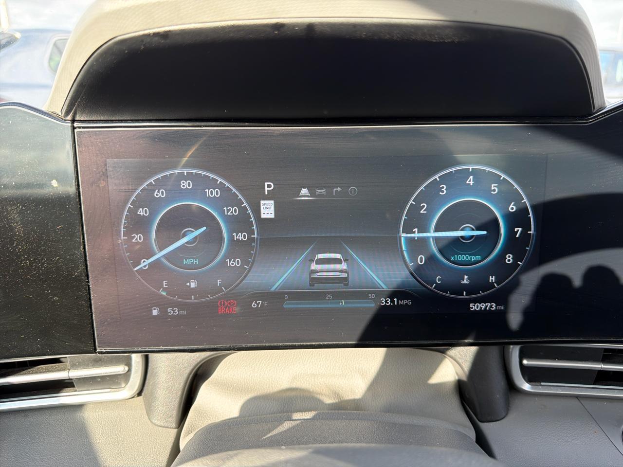 Hyundai Elantra  2024